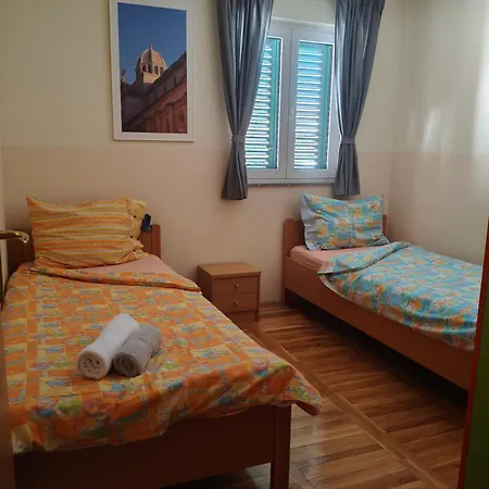Veronika Apartment