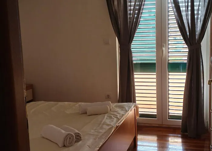 Veronika Brodarica (Sibenik-Knin)