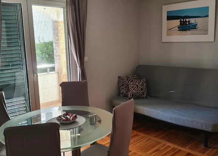 Veronika Appartement *