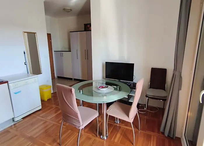 Veronika Appartement *