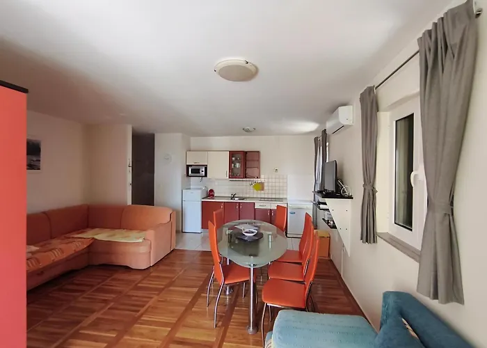 Veronika Brodarica (Sibenik-Knin)